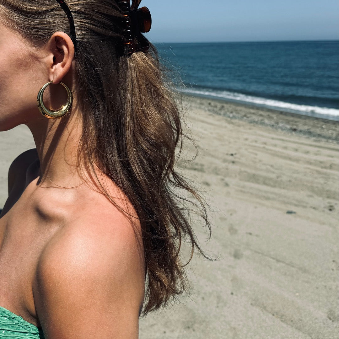 Gold Plated Curved Hoop Earrings – Classic Polished Round Hoops for Women