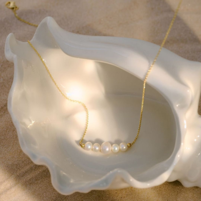 Gold-Tone Necklace with Oval White Pearls