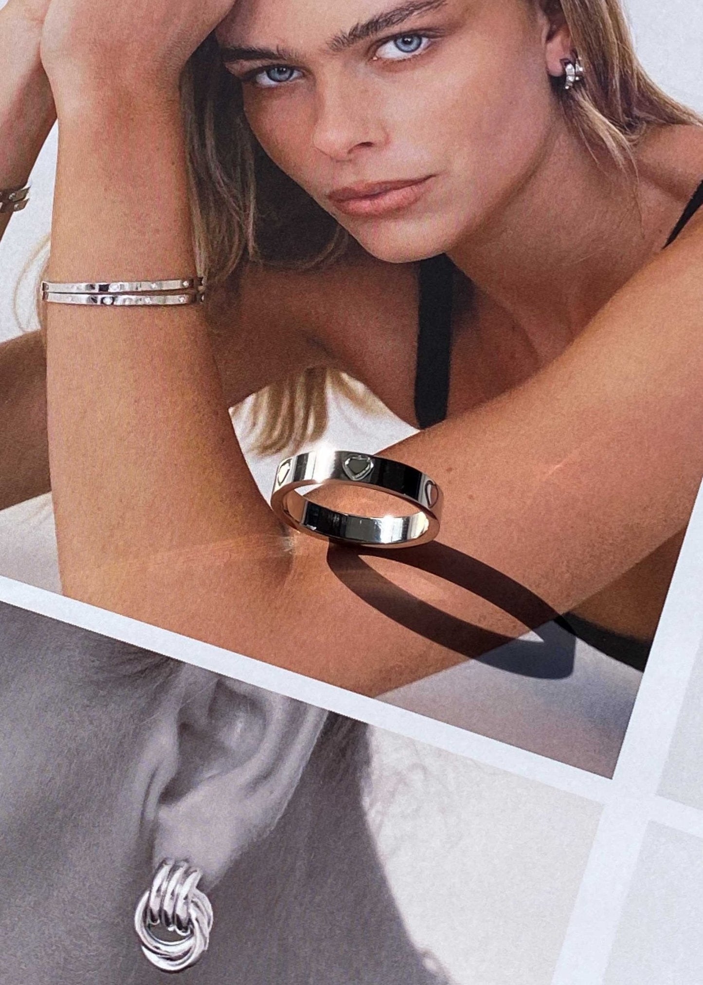 Silver-Tone Heart Detail Band Ring