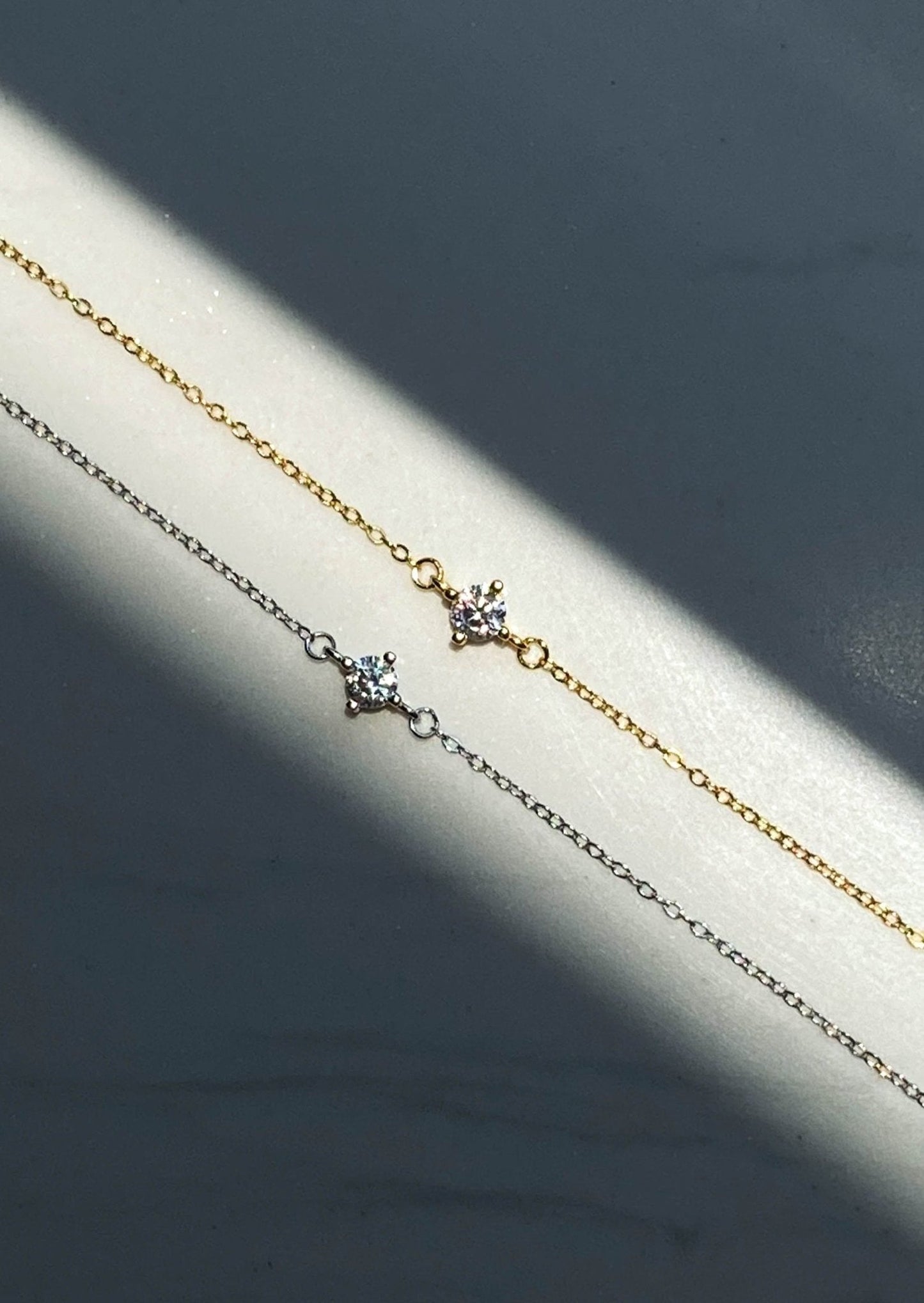 Silver Bracelet with Centered Round Clear Stone