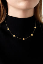 Clover Pattern Necklace Gold – Elegant Four-Leaf Clover Jewelry