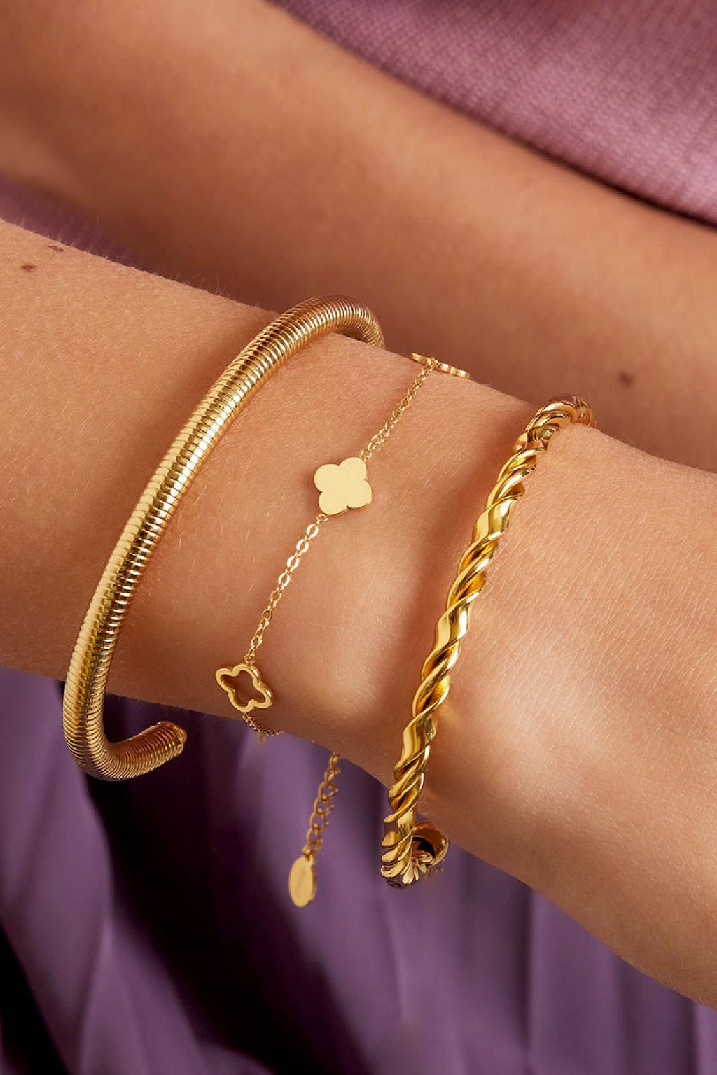 Lucky Clover Bracelet Gold – Elegant Four-Leaf Clover Jewelry