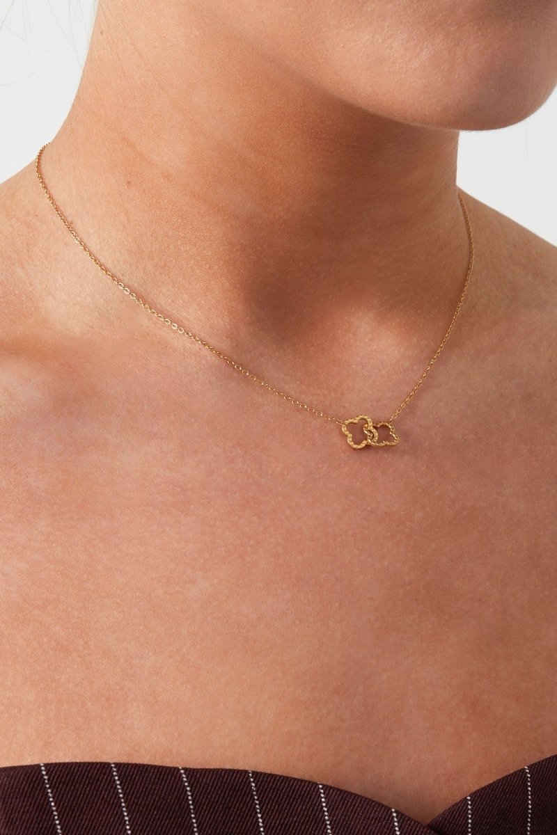 Linked Luck Necklace Silver – Minimalist Chain with Lucky Charms