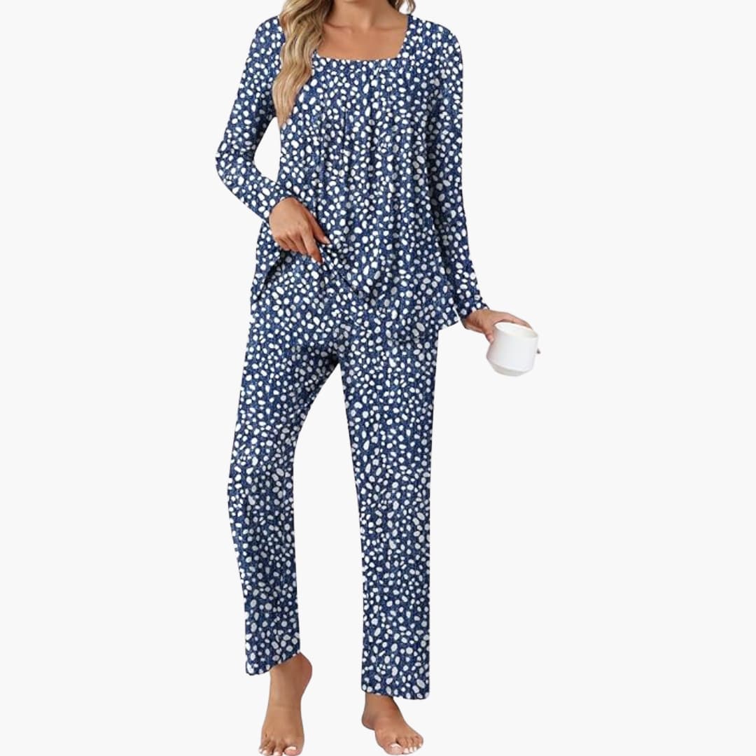 Pajama Set – Long Sleeves – Star Pattern