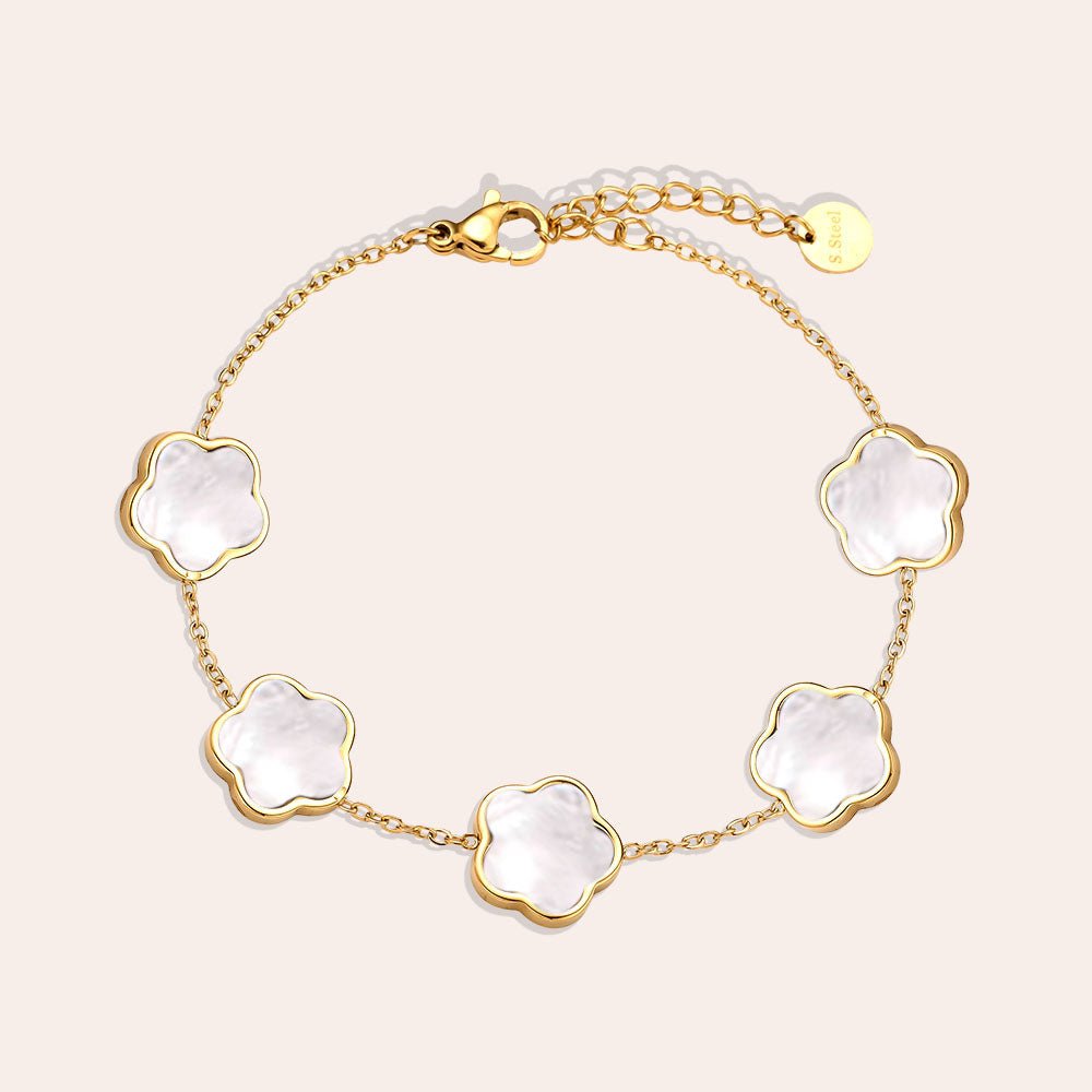 Shell Flowers Bracelet Gold – Delicate Floral Shell Charm Jewelry