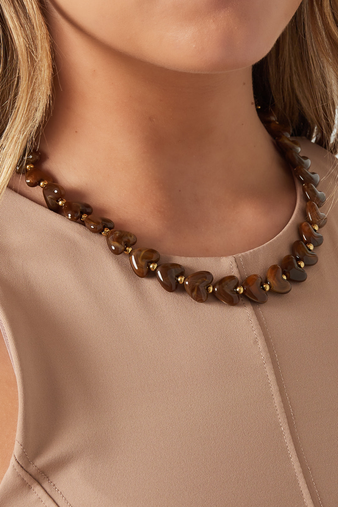 Cocoa Love Hearts Necklace – Warm-Toned Heart Pendant for Women