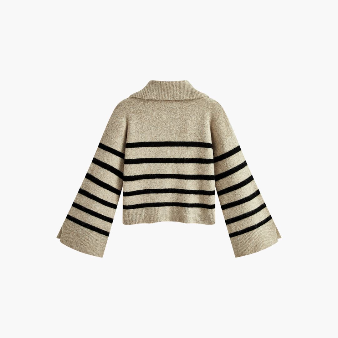 Pullover Sweater – V-Neck – Striped Pattern