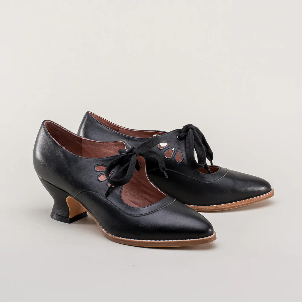 Women's Clasp Pumps with Heel Sandals with Closed Front