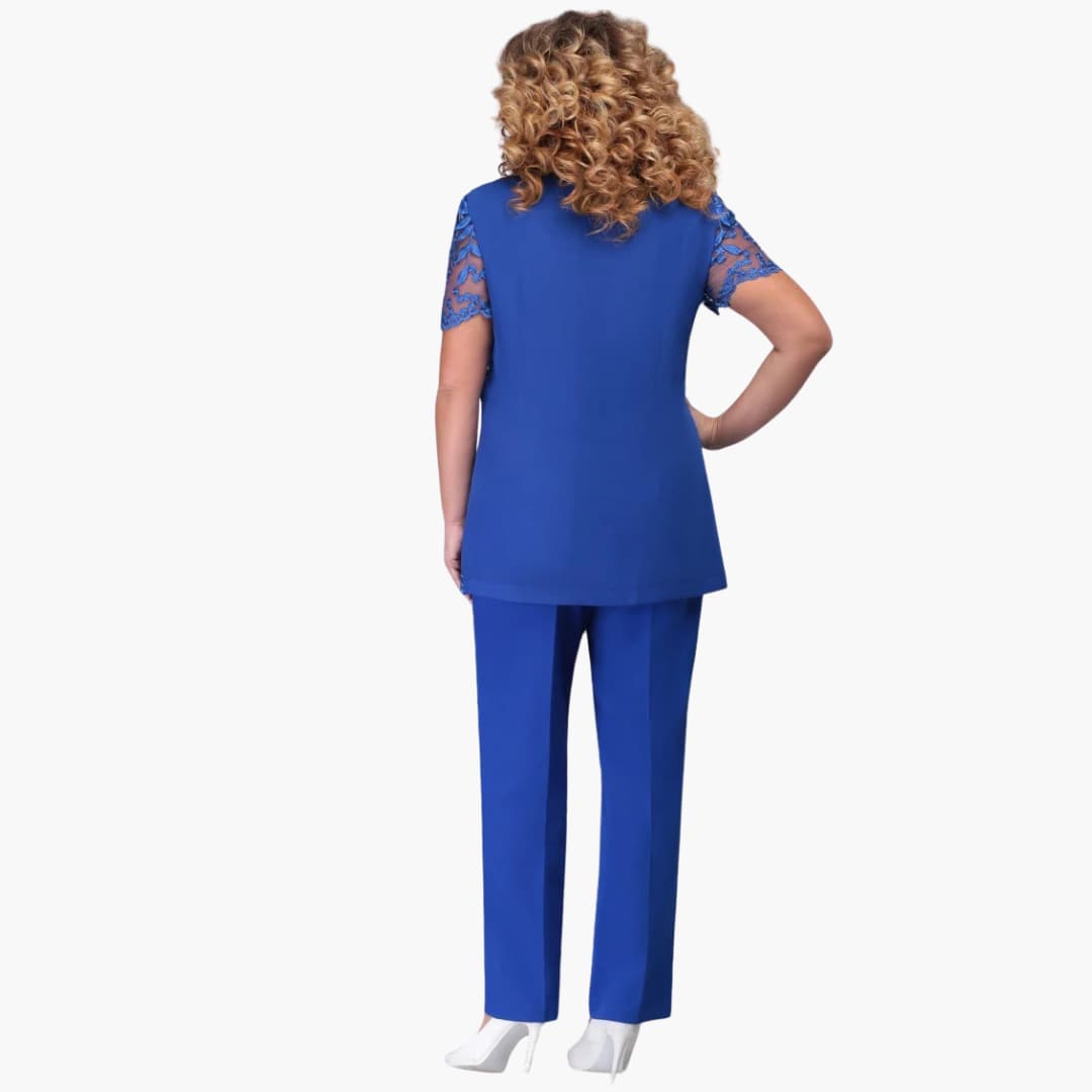 Three-Piece Suit Set – Embroidered Detail