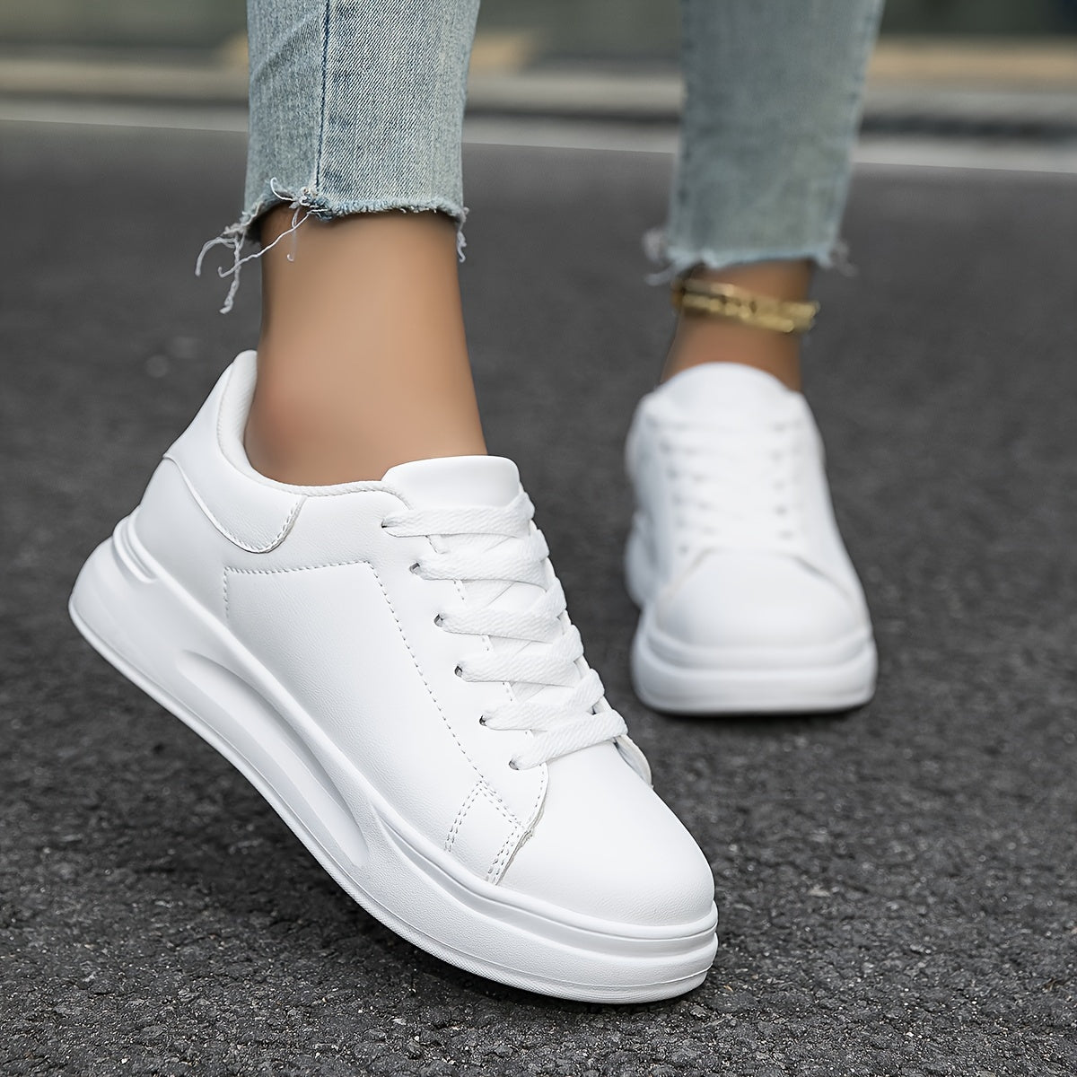 White Leather Sneakers with a two tone color Appearance