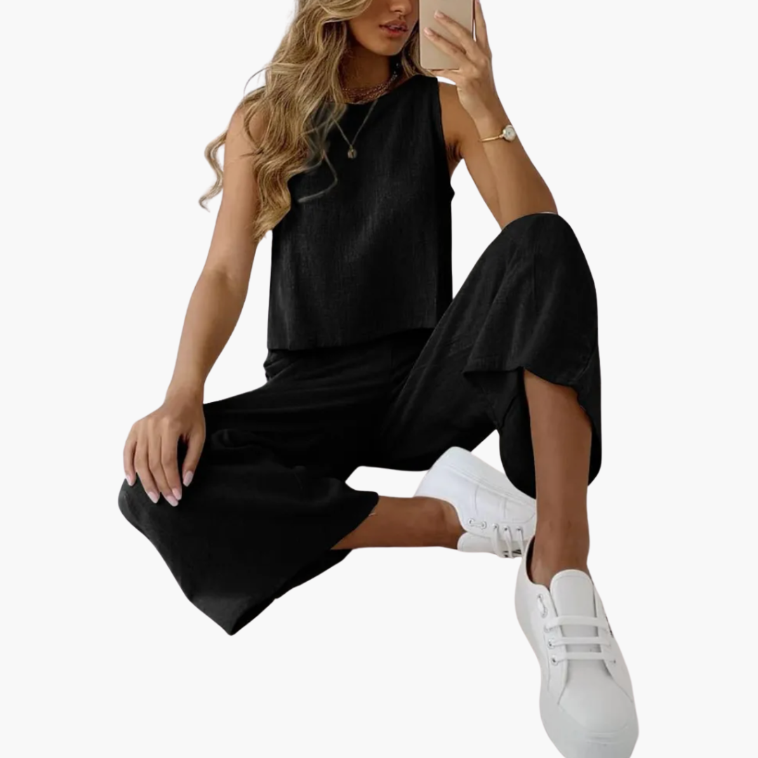 Two-Piece Summer Set – Casual Design