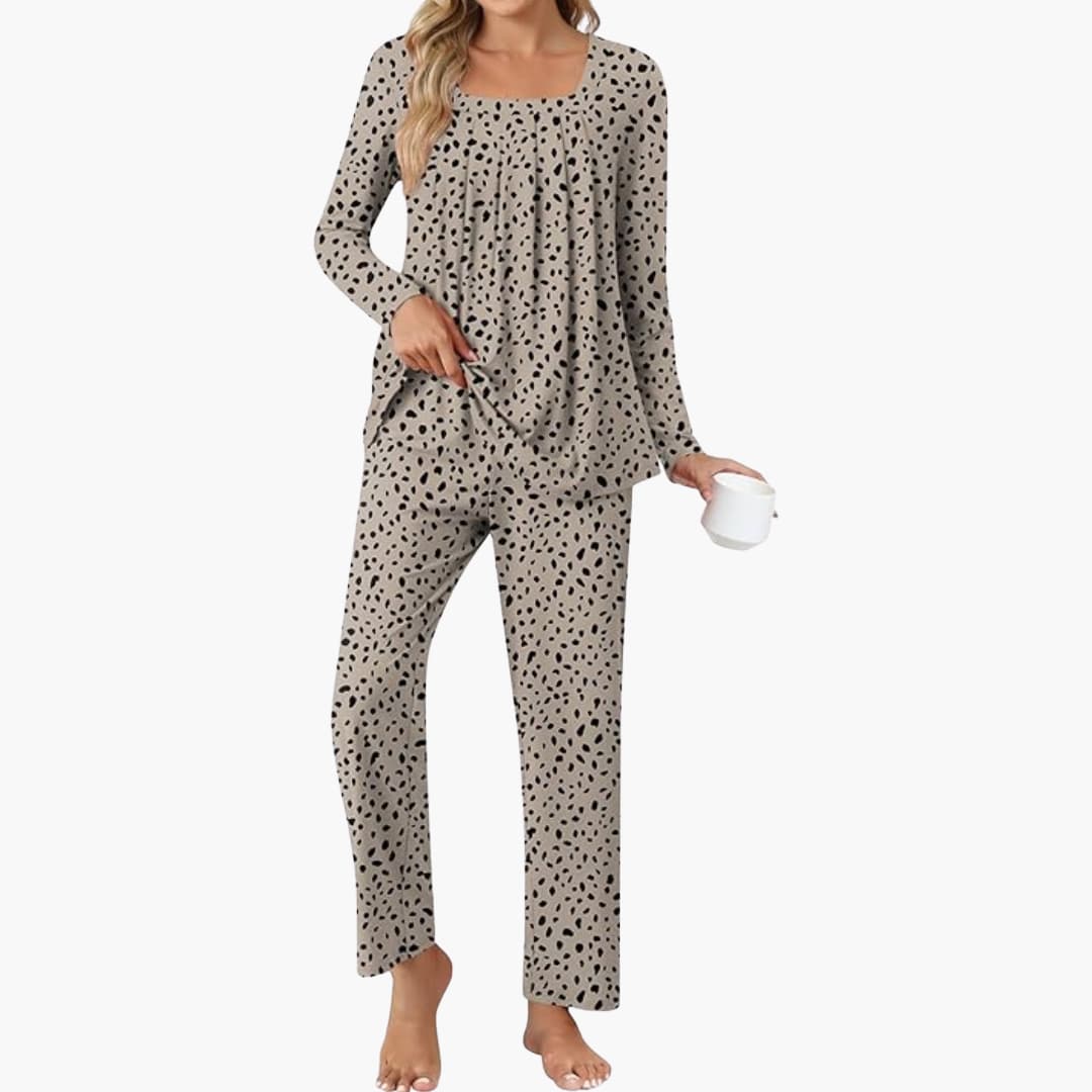 Pajama Set – Long Sleeves – Star Pattern