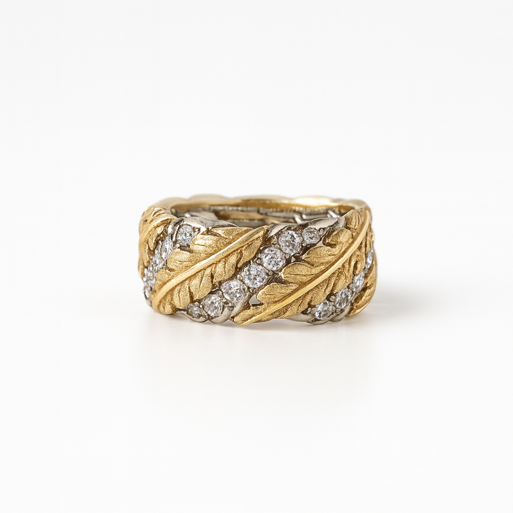 Bold Leaf-Inspired Gold Ring with Clear Stone Accents