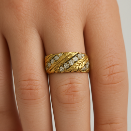Bold Leaf-Inspired Gold Ring with Clear Stone Accents