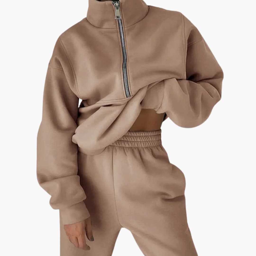Two-Piece Lounge Set – Half-Zip Sweatshirt