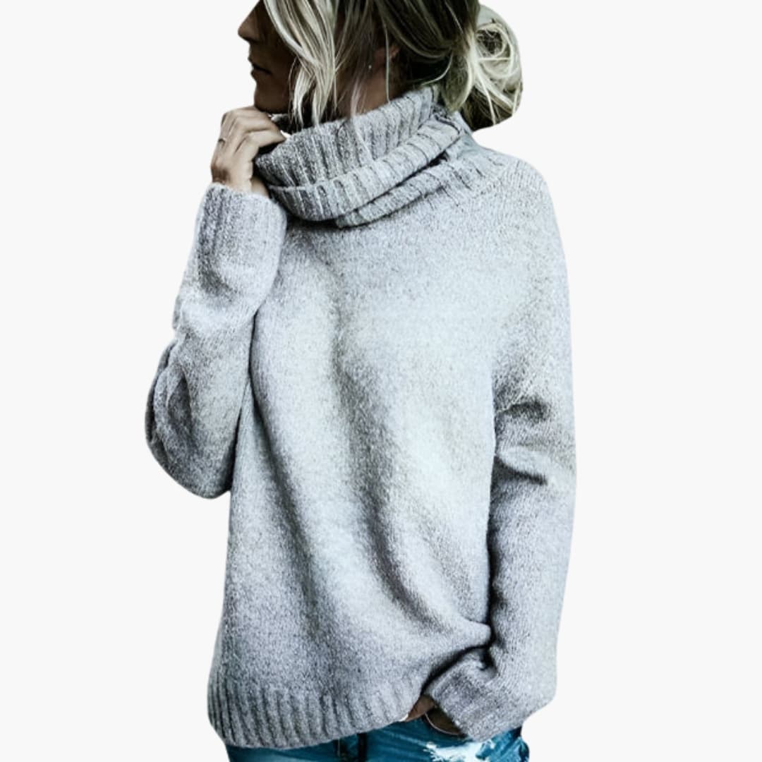 Women's Oversized Sweater with Long Sleeves