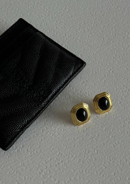 Gold Stud Earrings with Black Oval Center – Geometric Frame