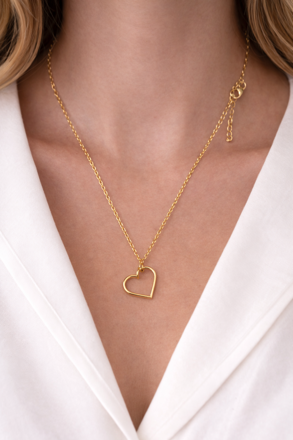 Gold and Silver Plated Smooth Heart Necklace – Open Outline Pendant Design