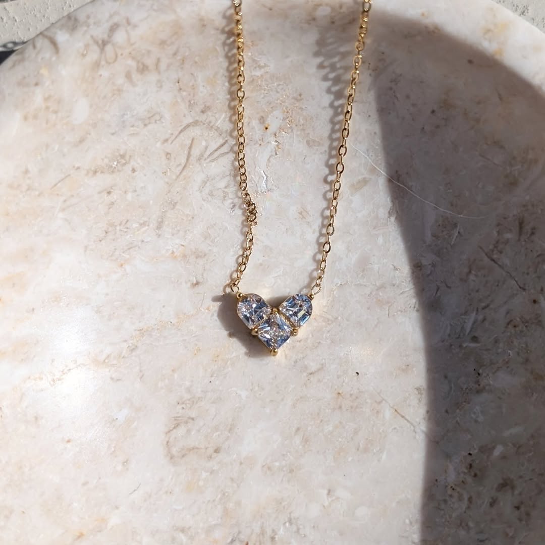 Nice Diamond Heart Necklace Gold – Elegant Sparkling Heart Jewelry