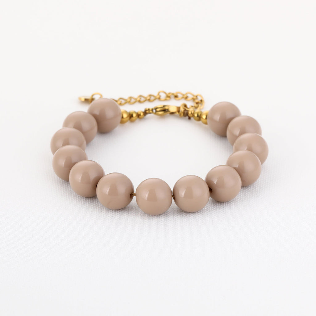 Neutral Chic Bracelet Gold – Minimalist Beige-Tone Jewelry