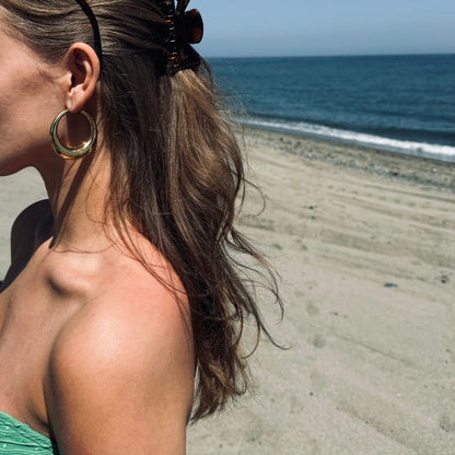 Gold Plated Curved Hoop Earrings – Classic Polished Round Hoops for Women