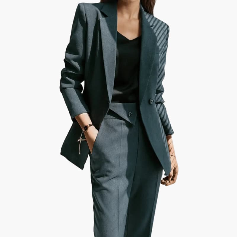Two-Piece Blazer Set – Structured Fit – Straight Trousers