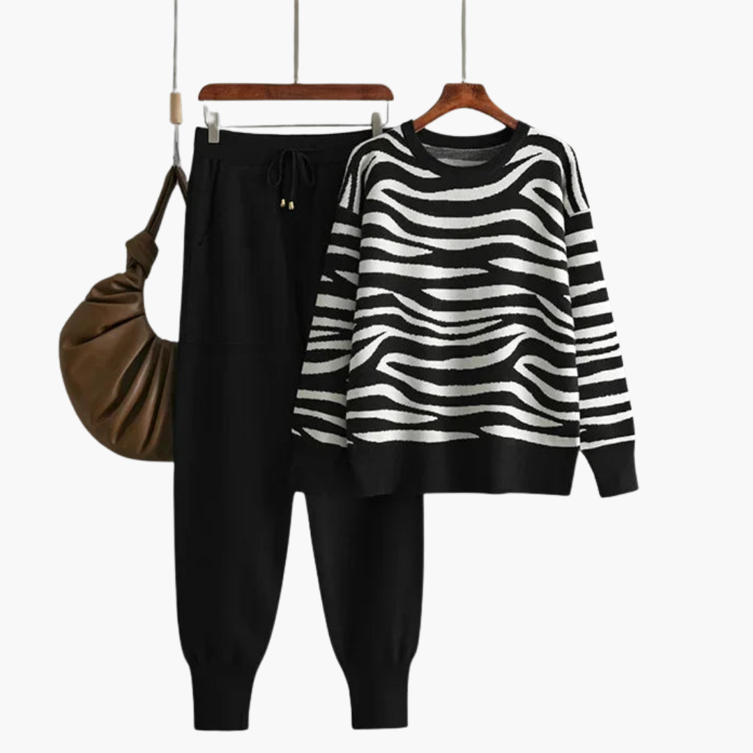 Knit Lounge Set – Striped Sweater – Jogger Pants