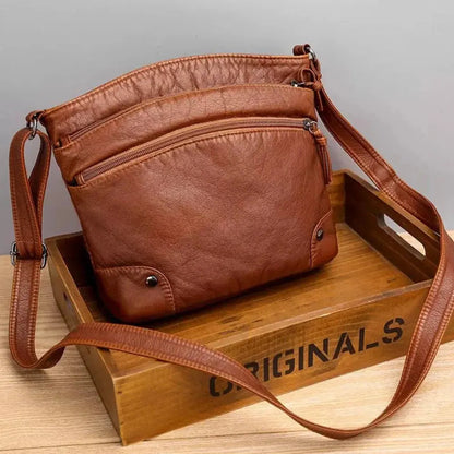 Elegant Shoulder Bag with Timeless Design