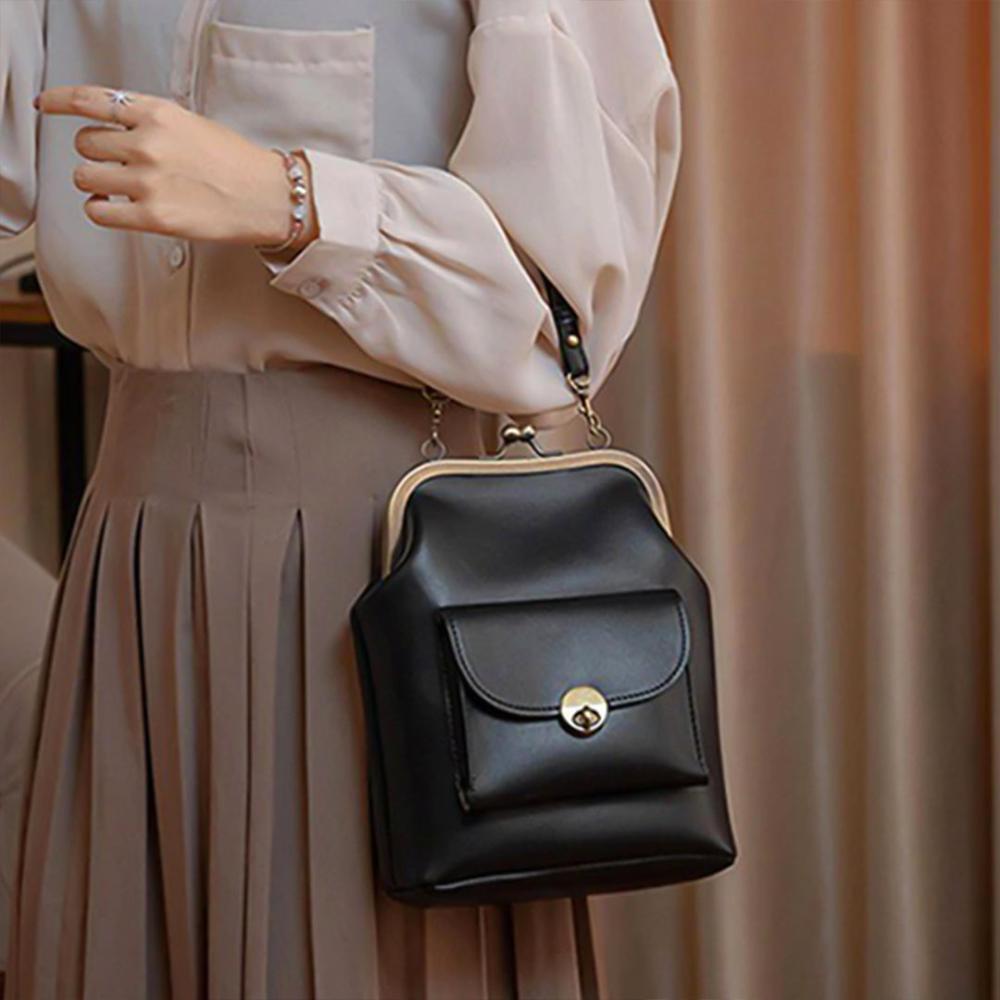 Vintage Kiss-Lock Crossbody Bag – Retro Chic Design