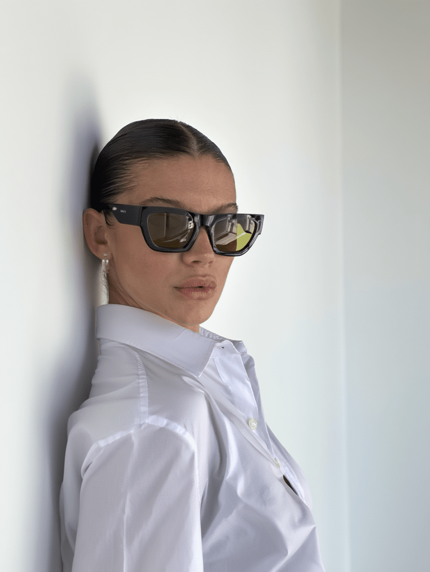 Women’s Classic Sunglasses with Black Frame & Khaki-Tinted Lenses