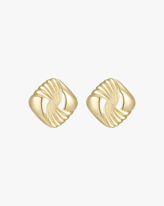 Gold Vintage-Inspired Stud Earrings – Sculpted Geometric Design