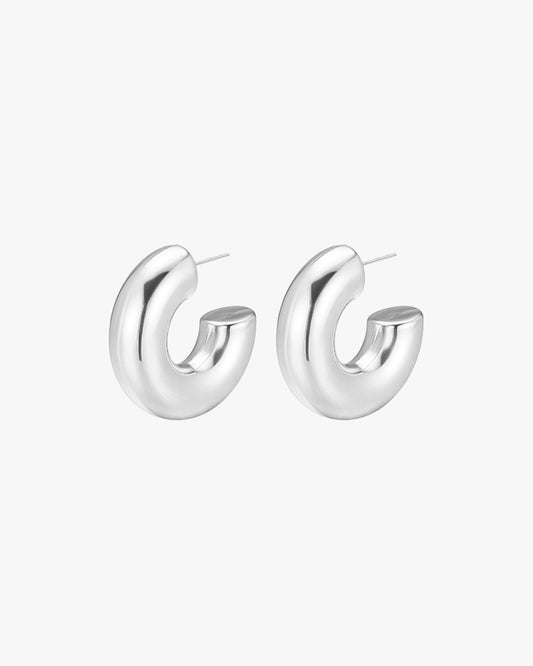 Chunky Silver Hoop Earrings – High Polish Finish