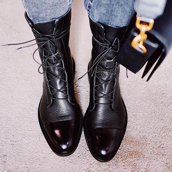 Woman's Ankle Boots with Sophisticated heel and Pointy Tip