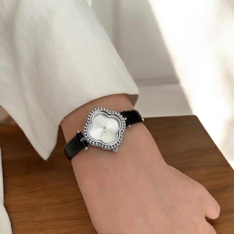 Elegant Clover Dial Leather Strap Watch – Multiple Colors