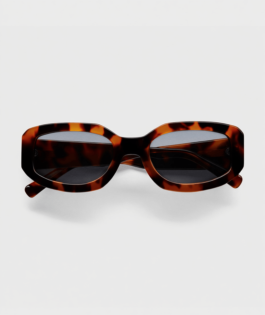 Women’s Aviator-Inspired Sunglasses with Tortoise Frame & Smoke-Tinted Lenses