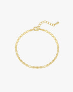 Gold chain bracelet with adjustable clasp on white background, featuring intricate link design. Elegant jewelry accessory for fashion and style.