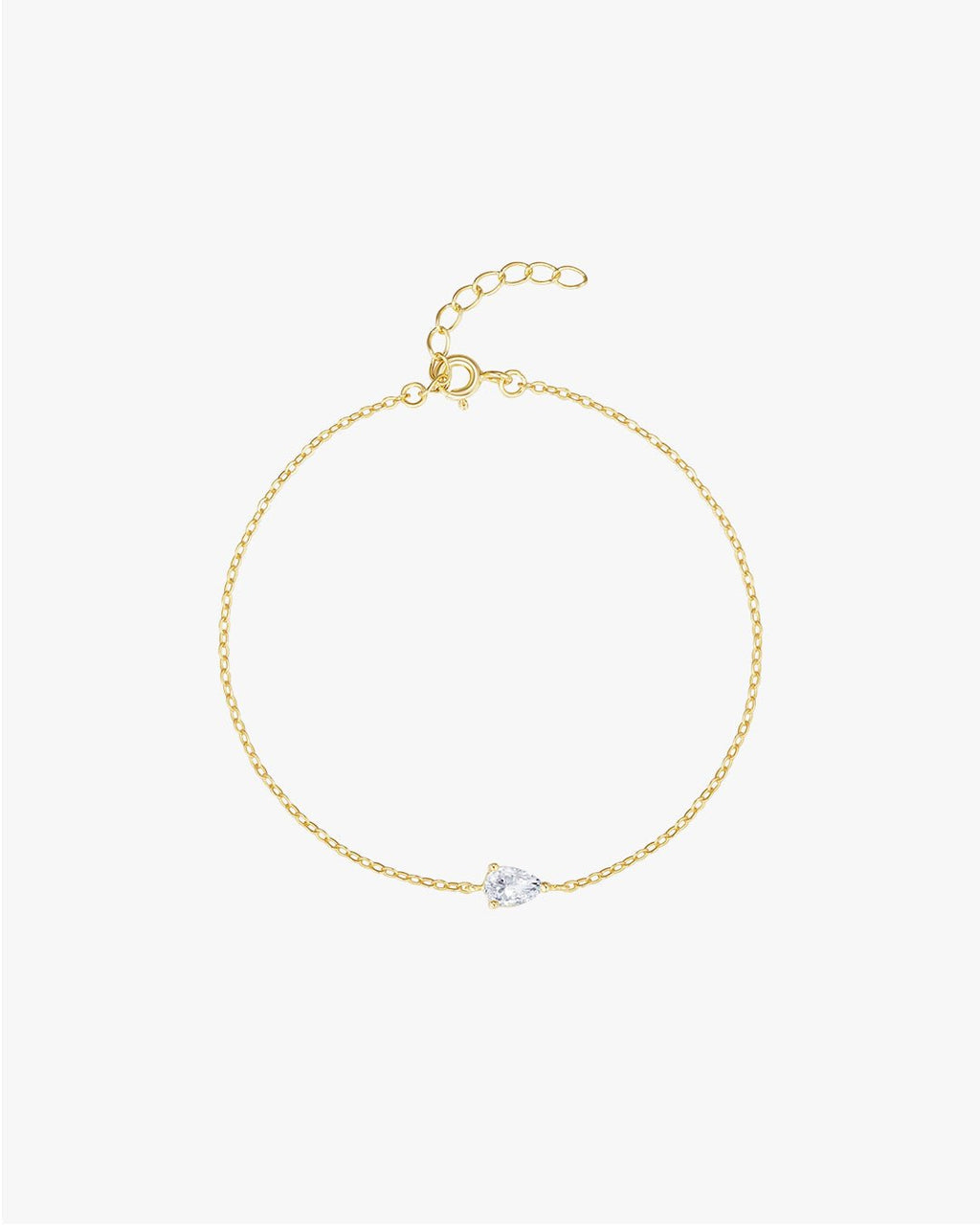 Gold chain bracelet with a heart-shaped diamond pendant, featuring an adjustable clasp. Elegant jewelry accessory for women, perfect for gifting.