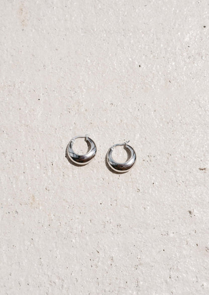 Silver Polished Chunky Hoop Earrings – Minimalist Everyday Style