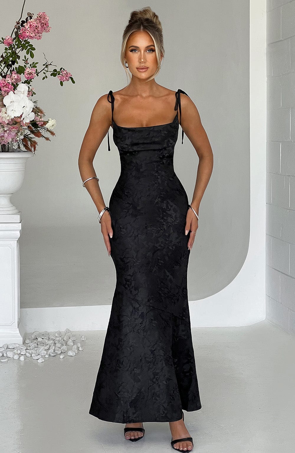 Women's Fitted Wedding Guest Maxi Dress with Tie Straps